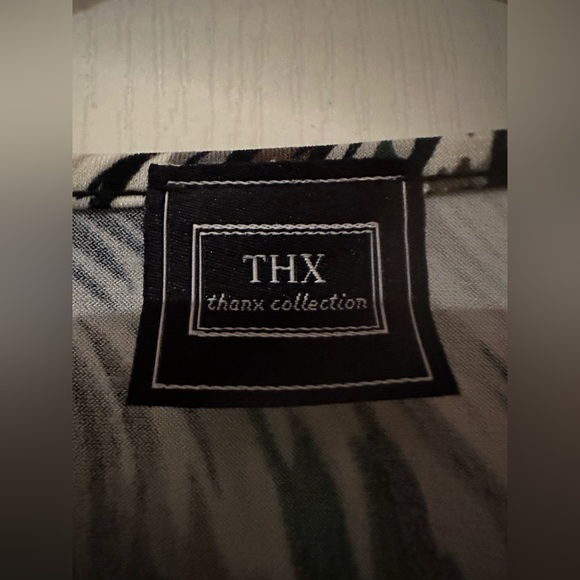 THX - Womens Dress - Picture 3 of 3